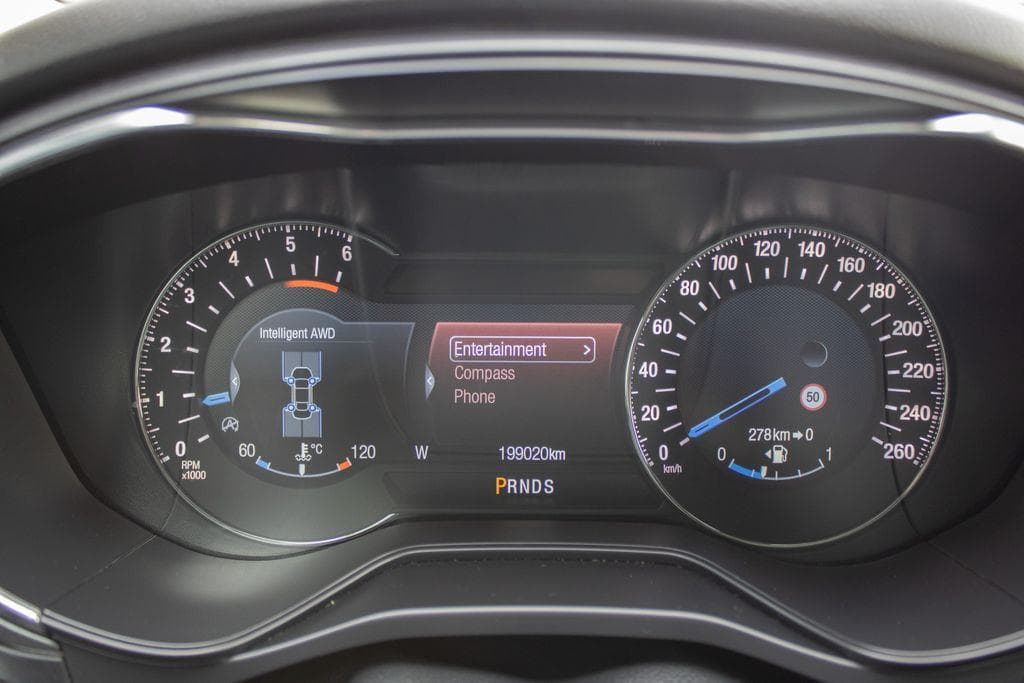 2015 Ford MONDEO - 12