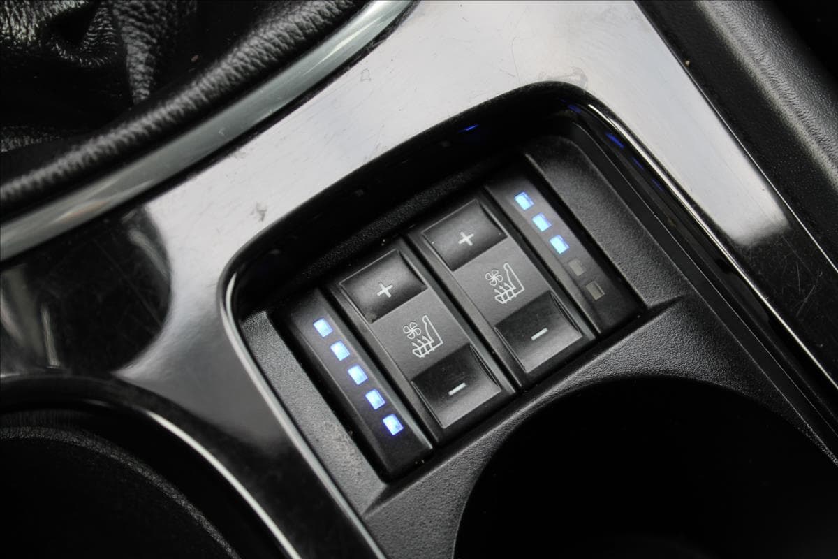 2013 Ford Mondeo - 31