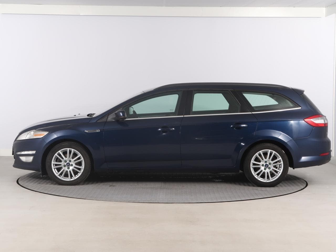 2013 Ford MONDEO - 4