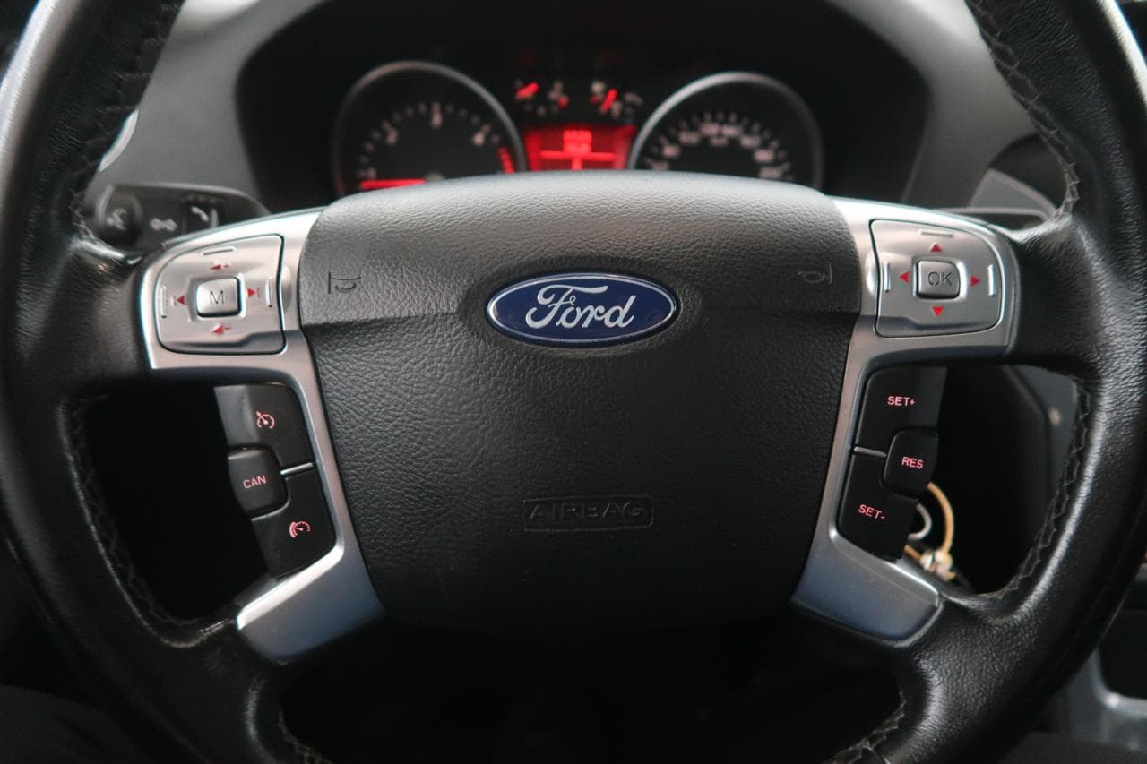 2013 Ford MONDEO - 20