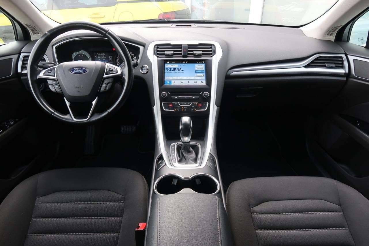 2019 Ford MONDEO - 10