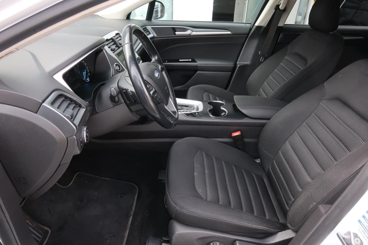 2019 Ford MONDEO - 16