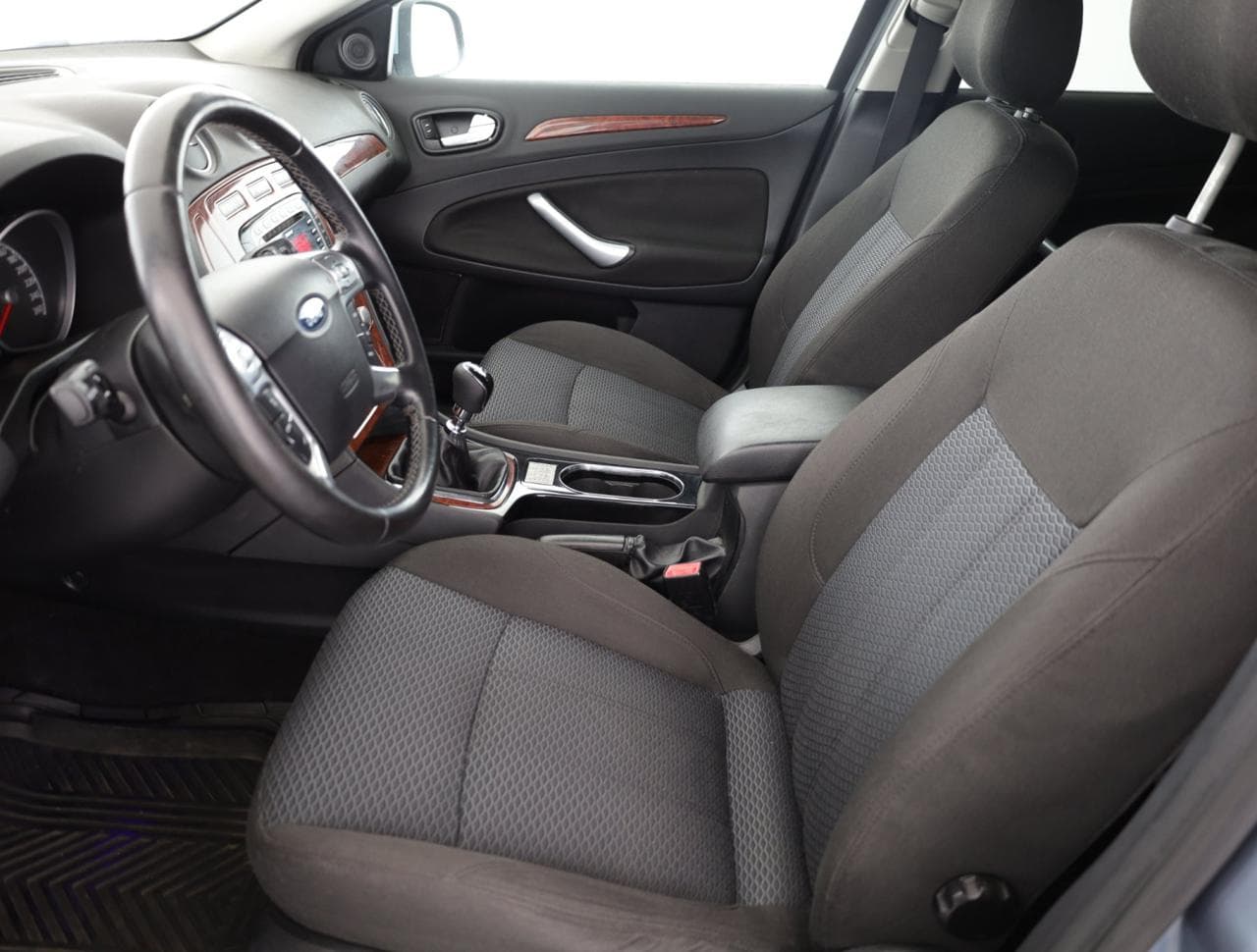 2007 Ford MONDEO - 13