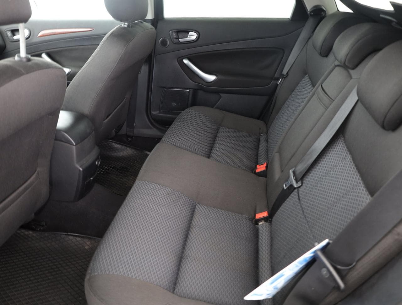 2007 Ford MONDEO - 12