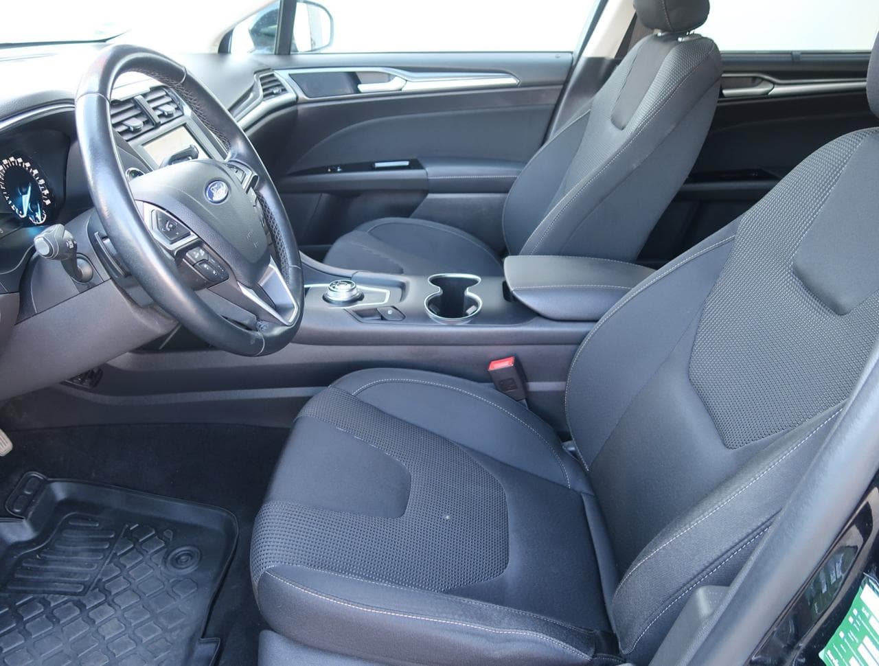 2019 Ford MONDEO - 16