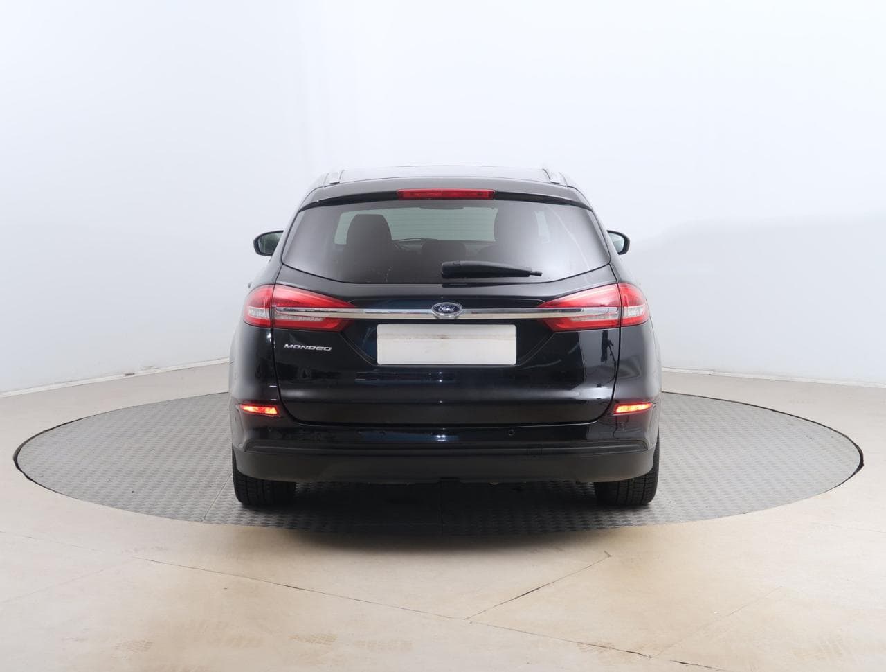2019 Ford MONDEO - 6