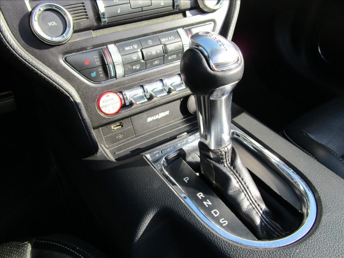 2016 Ford Mustang - 18