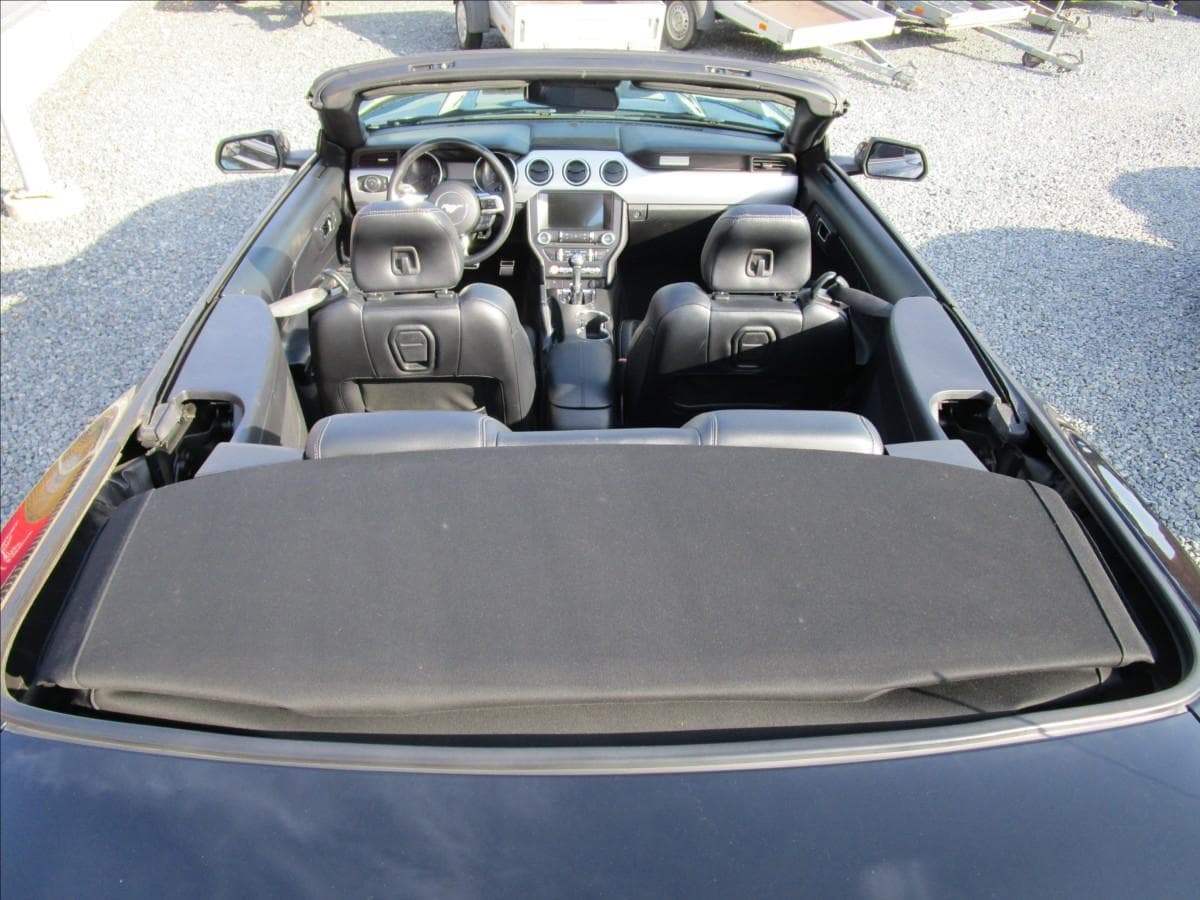 2016 Ford Mustang - 14