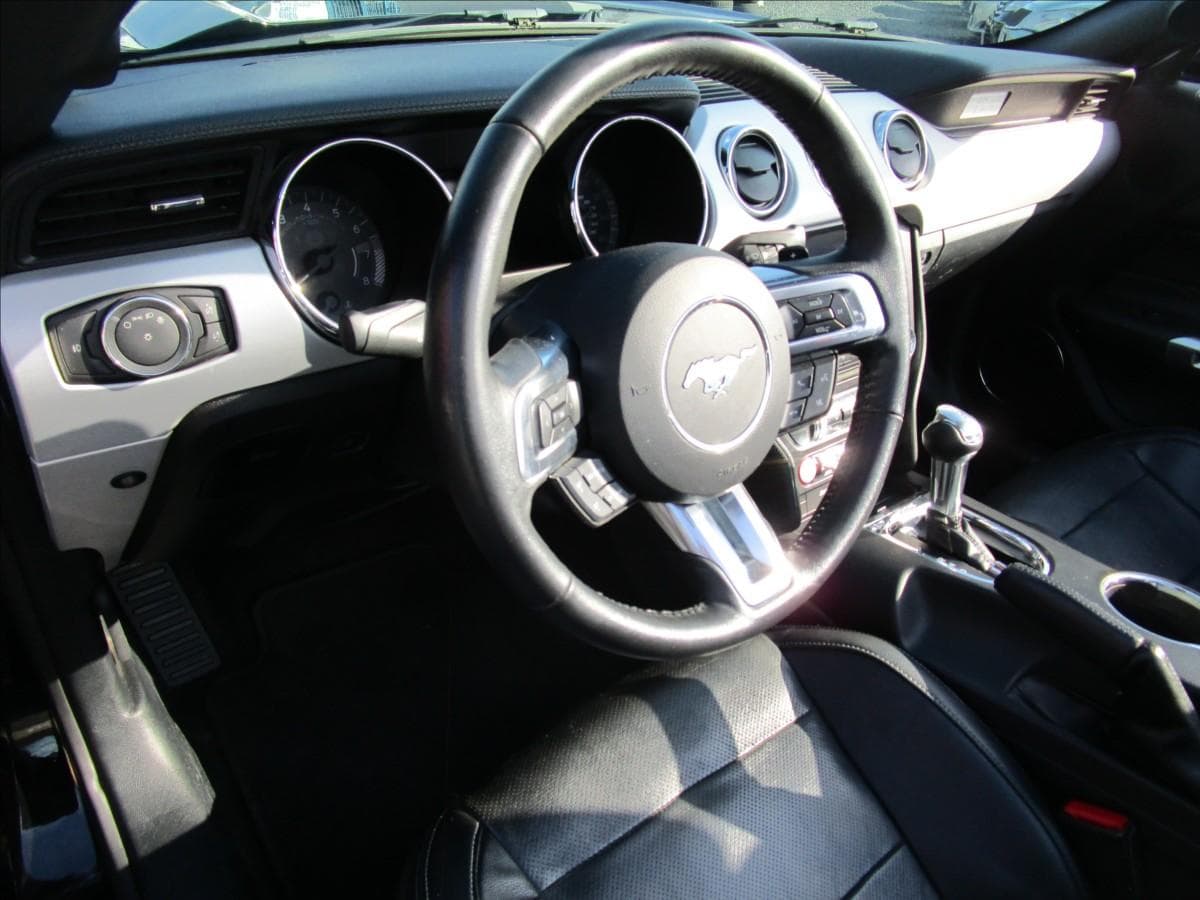 2016 Ford Mustang - 20