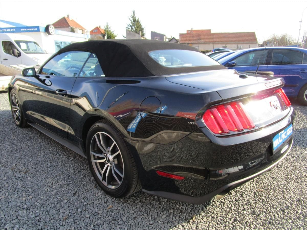 2016 Ford Mustang - 6