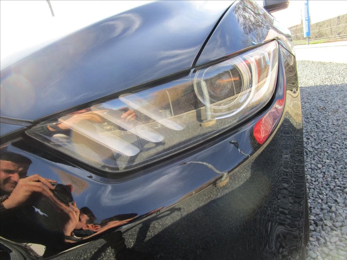 2016 Ford Mustang - 7