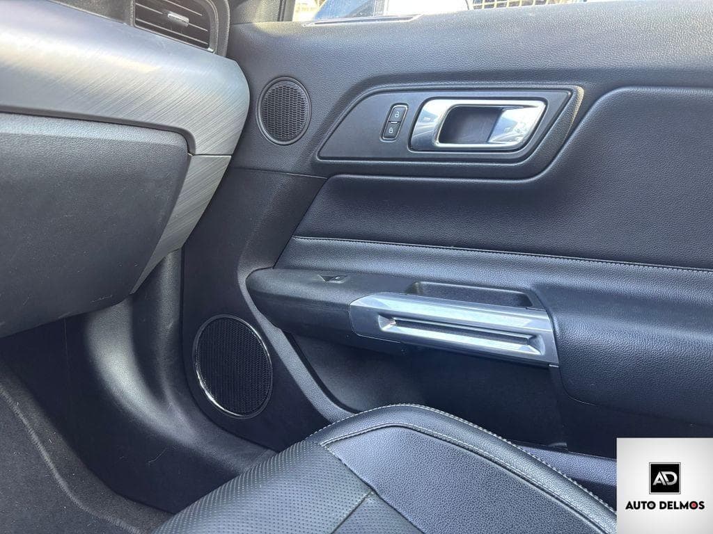 2018 Ford Mustang - 19