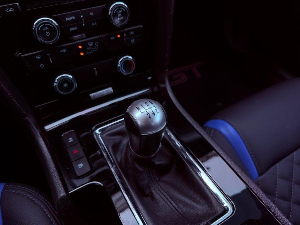2013 Ford MUSTANG - 20