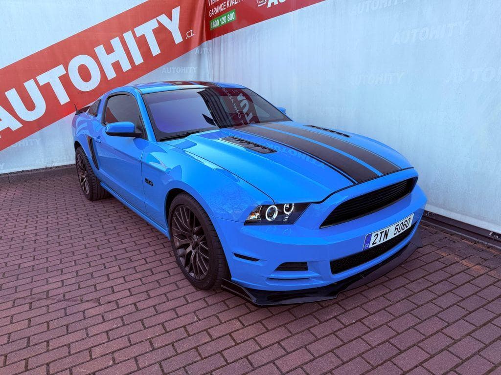 2013 Ford MUSTANG - 5