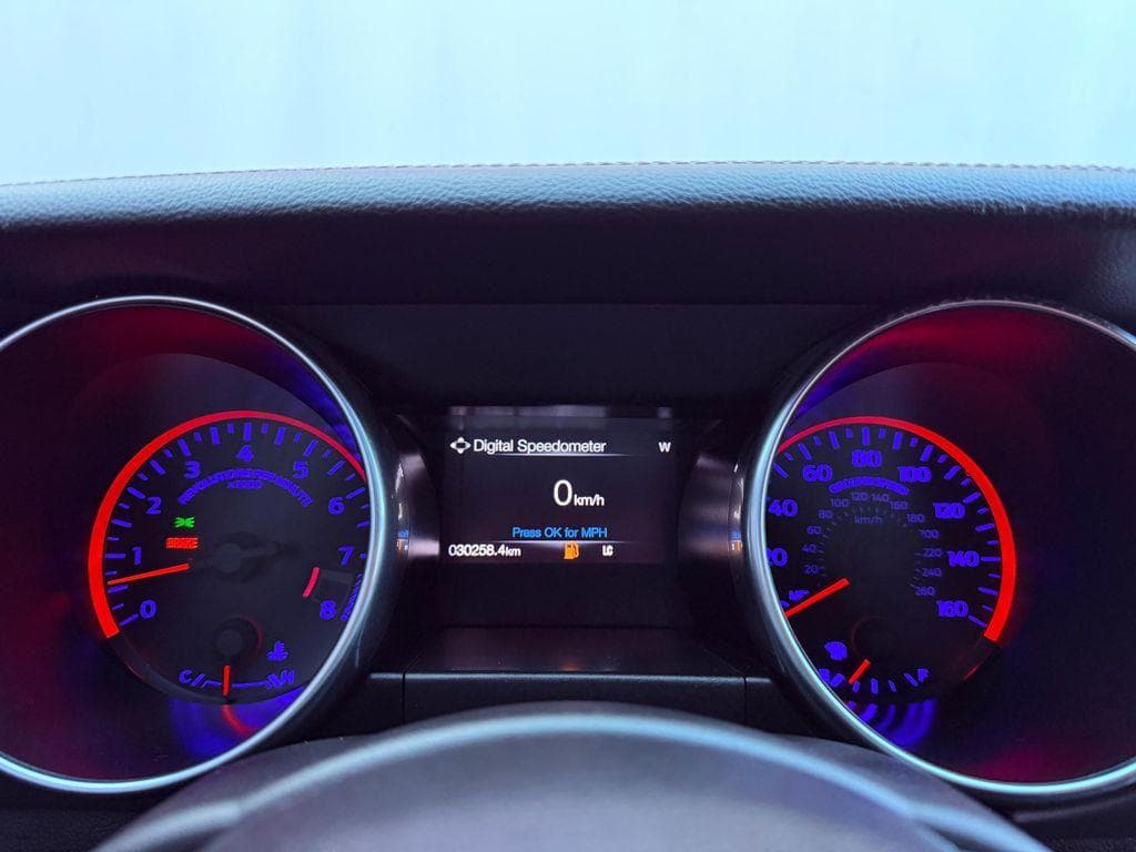 2018 Ford MUSTANG - 18