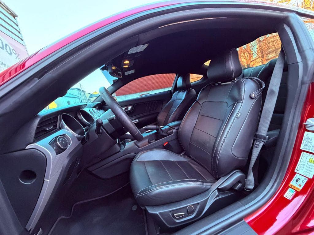 2018 Ford MUSTANG - 15