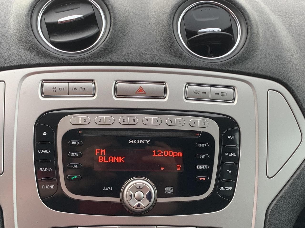2008 Ford MONDEO - 16