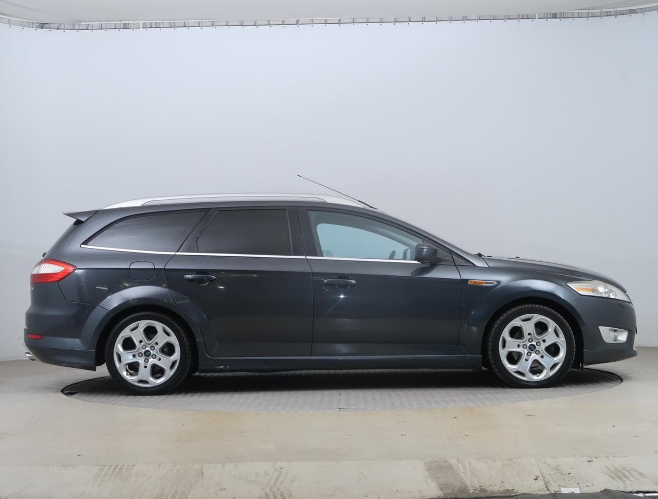 2008 Ford MONDEO - 11