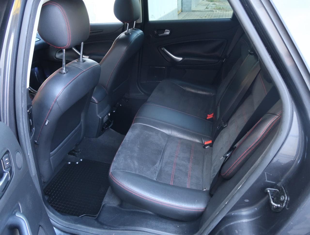 2008 Ford MONDEO - 25
