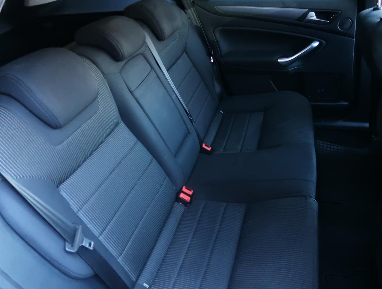 2014 Ford MONDEO - 14