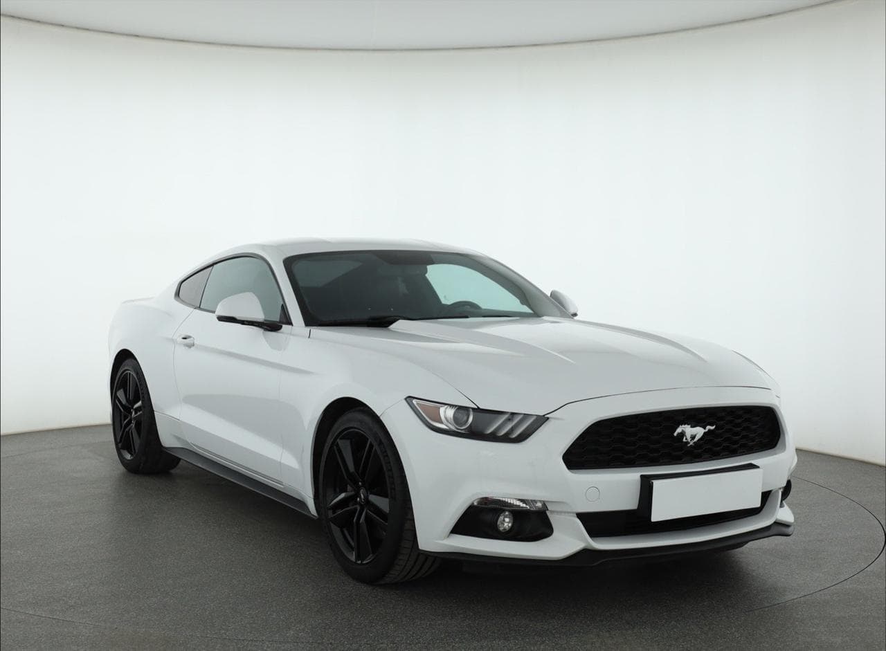 2017 Ford MUSTANG
