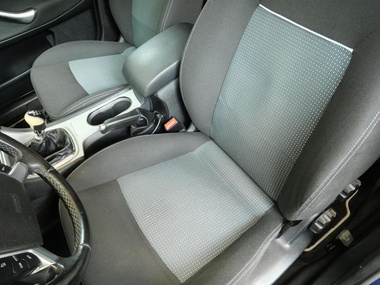 2010 Ford MONDEO - 9