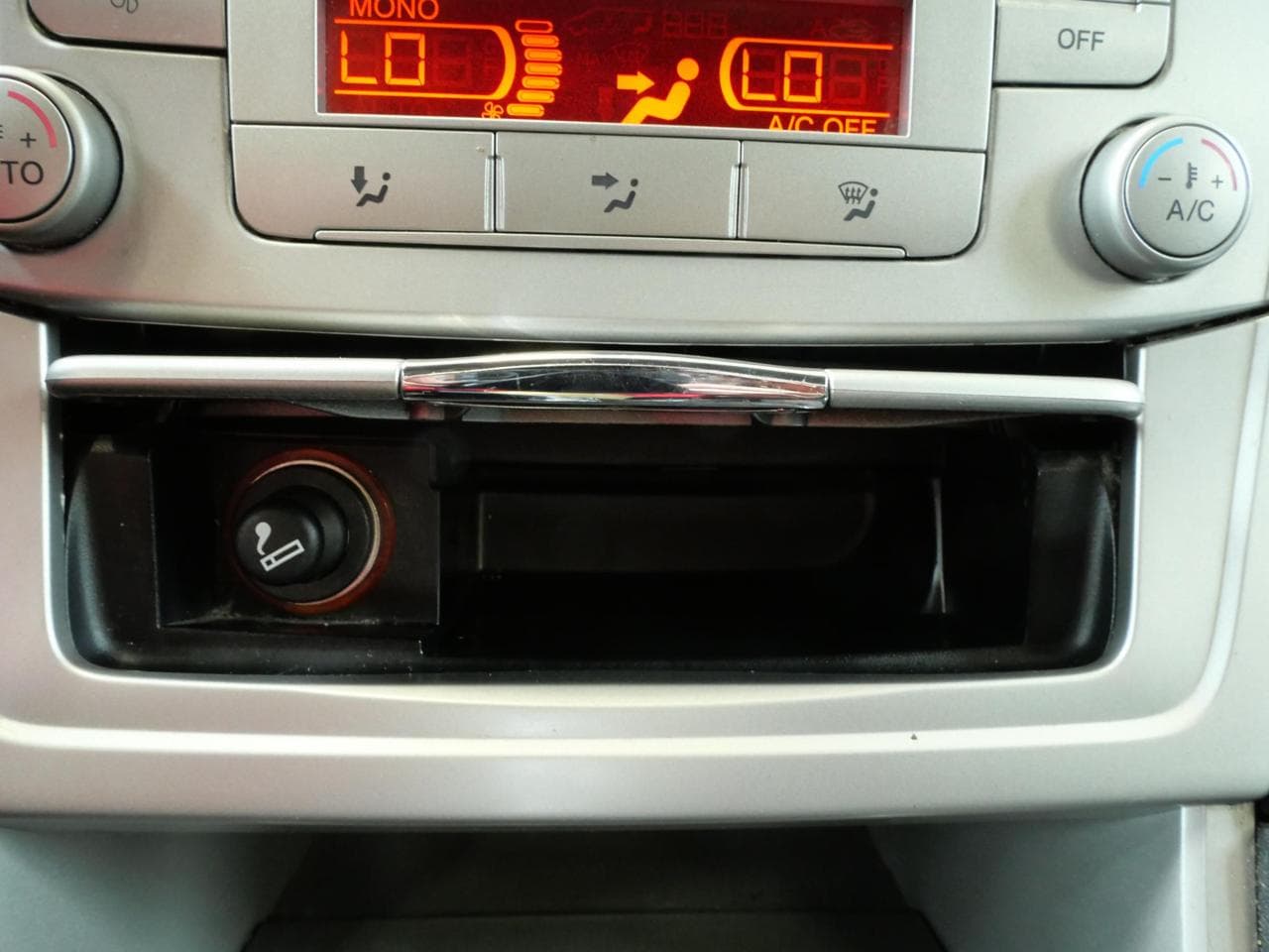 2010 Ford MONDEO - 29