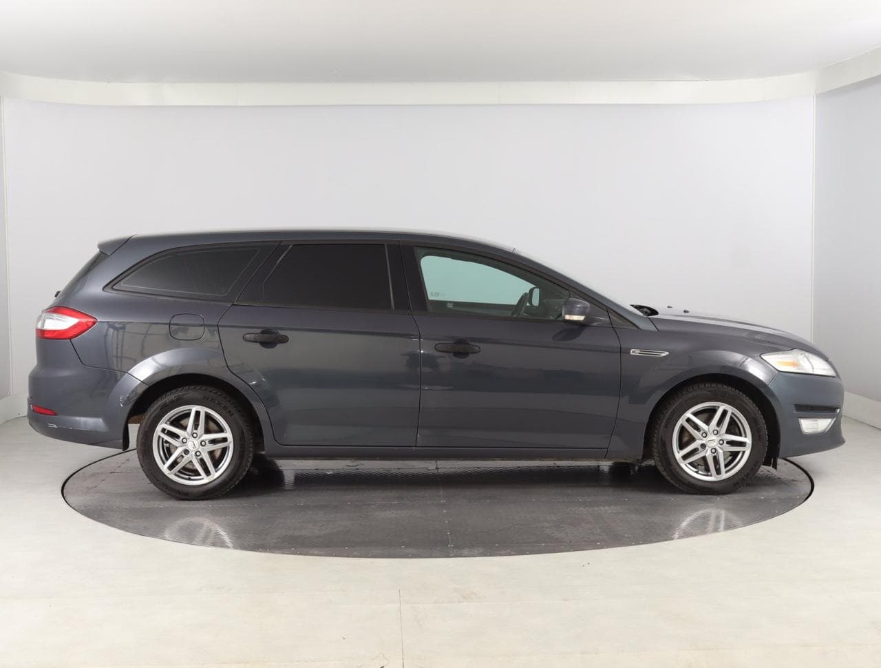 2012 Ford MONDEO - 8