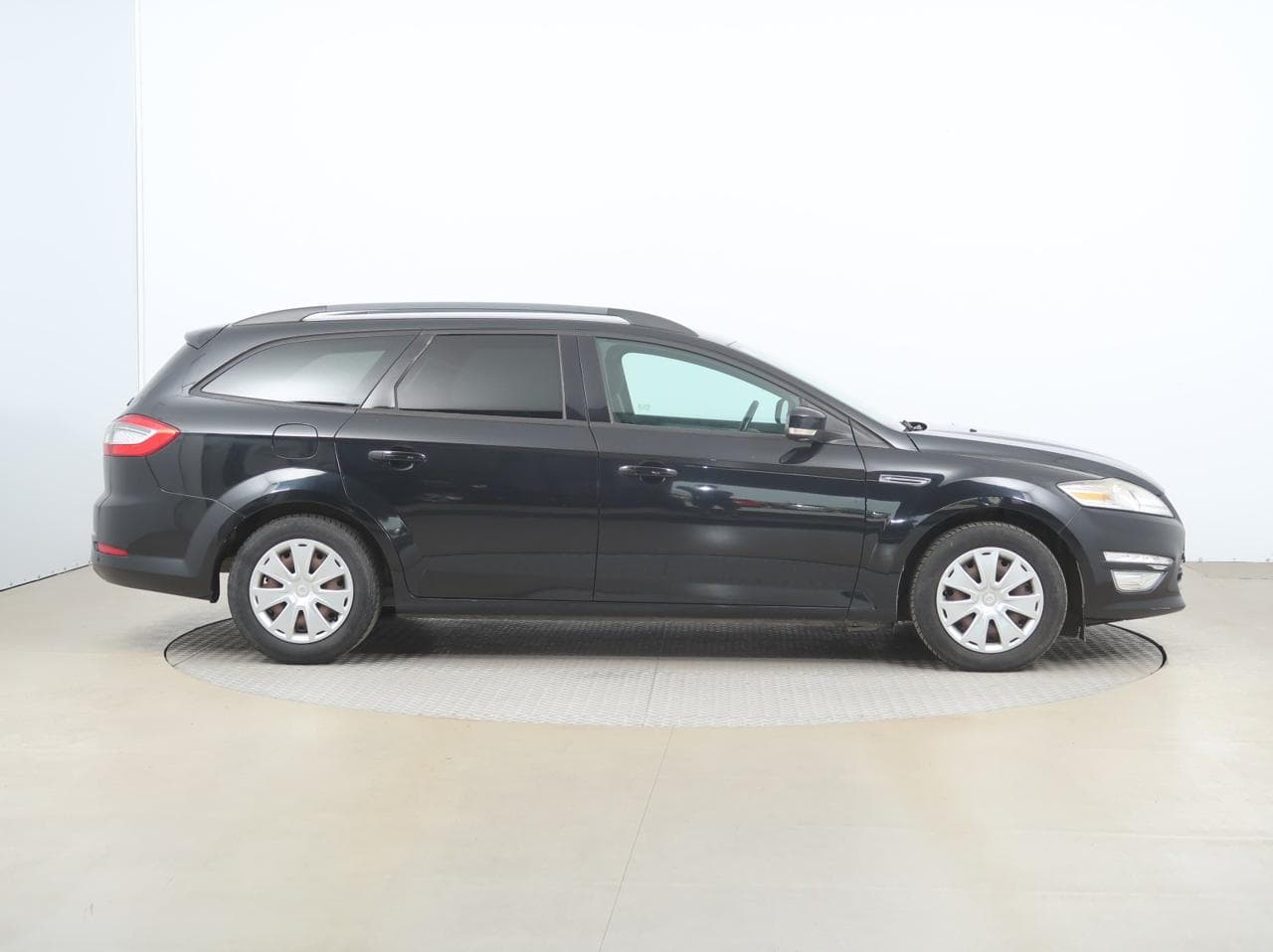 2011 Ford MONDEO - 8