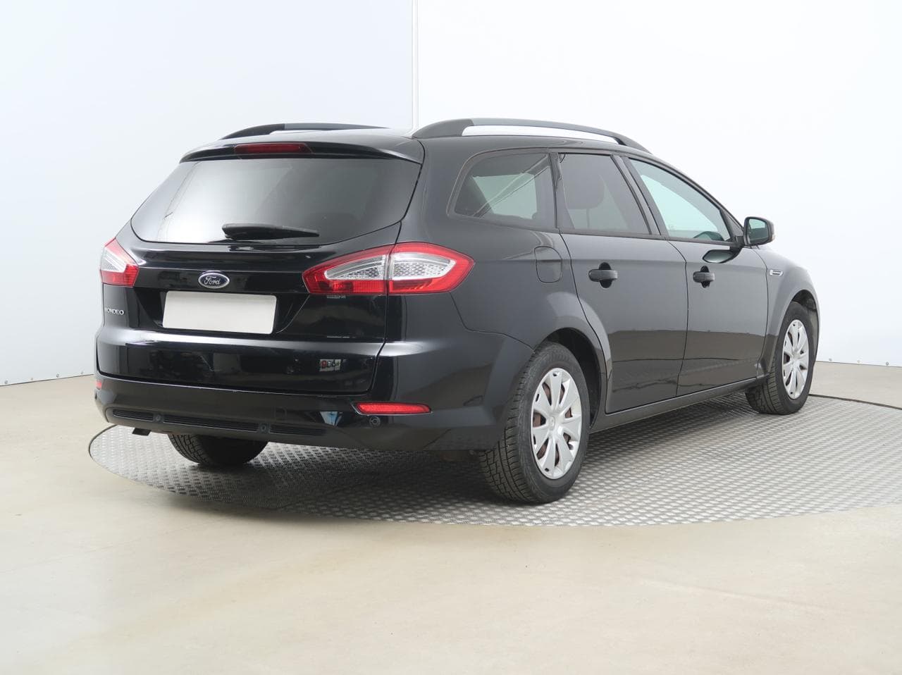 2011 Ford MONDEO - 7