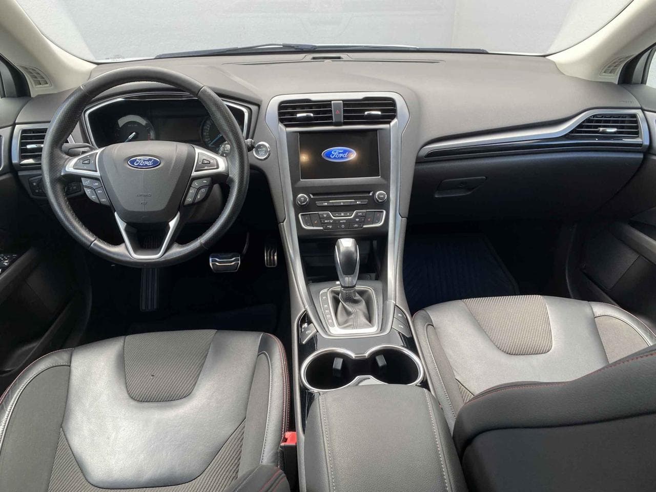 2017 Ford MONDEO - 8