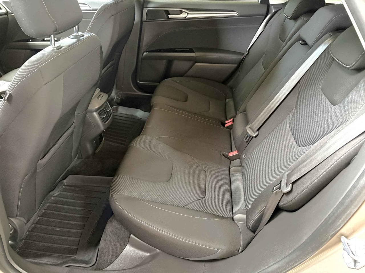 2018 Ford MONDEO - 10