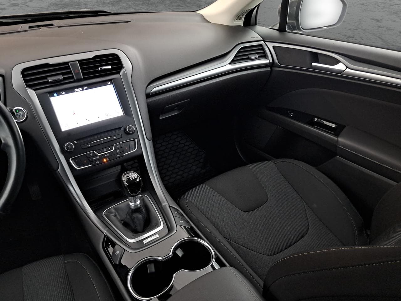 2016 Ford MONDEO - 11