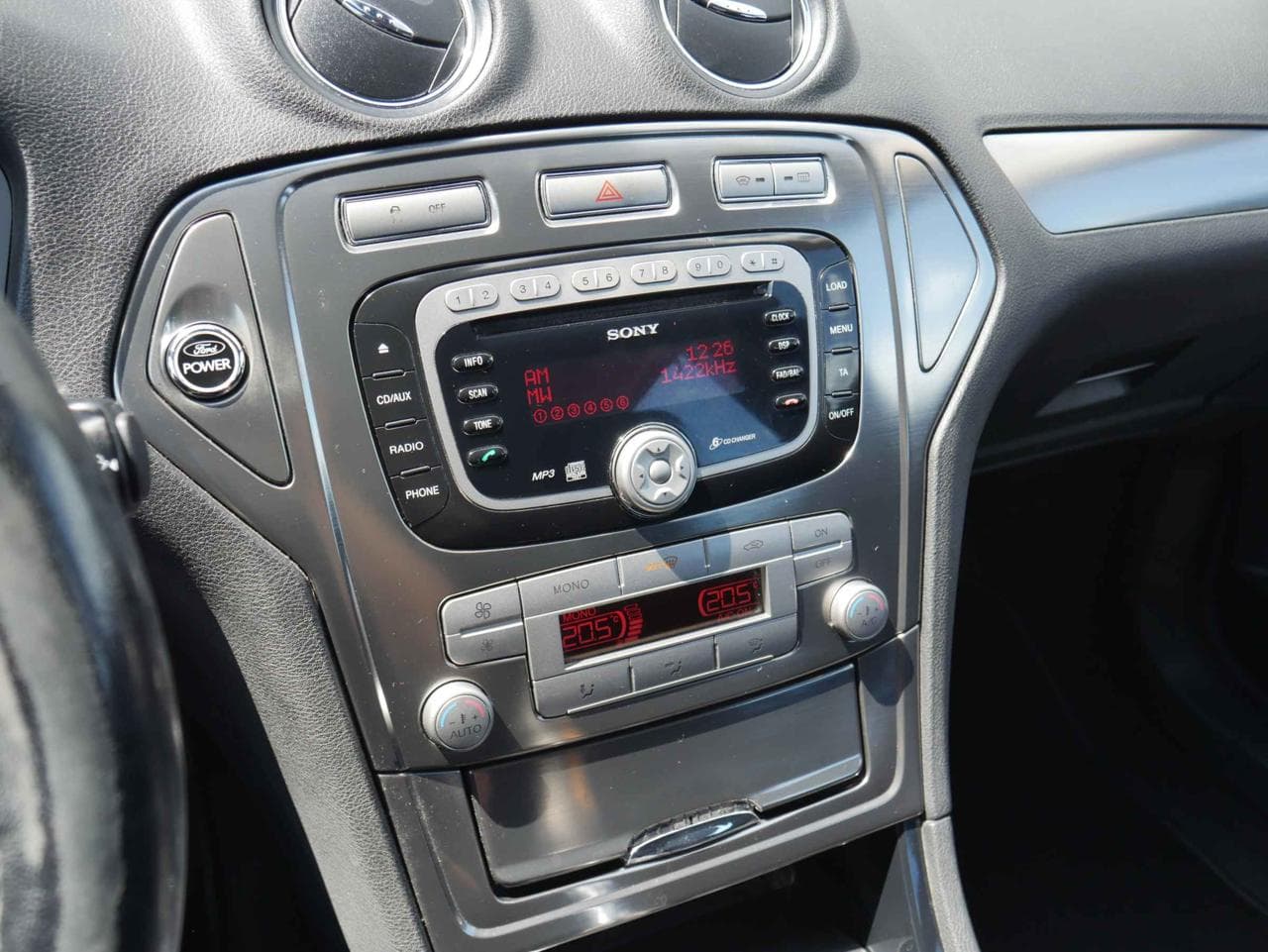 2009 Ford MONDEO - 19