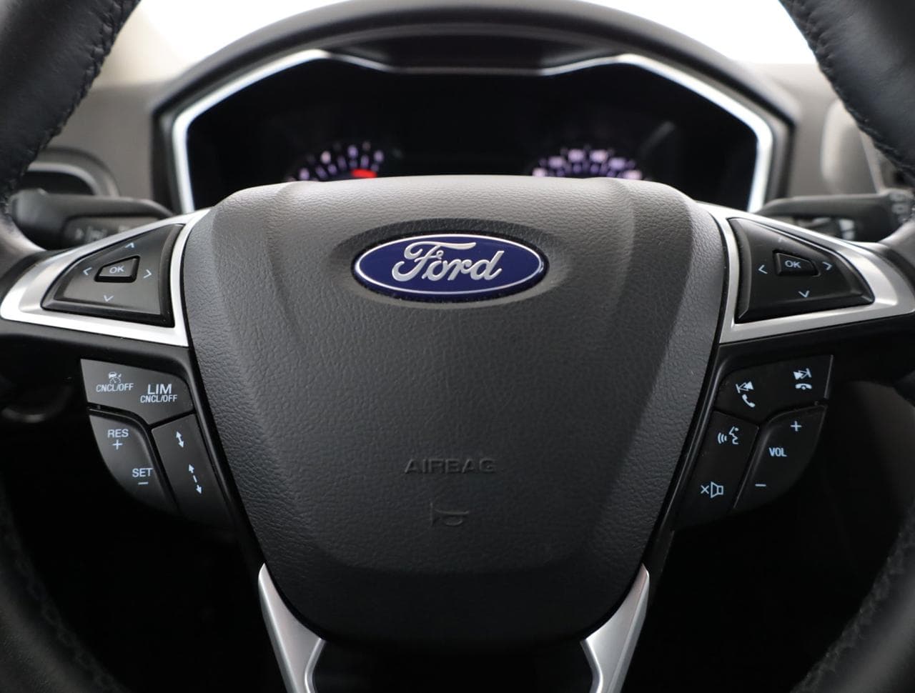 2020 Ford MONDEO - 34