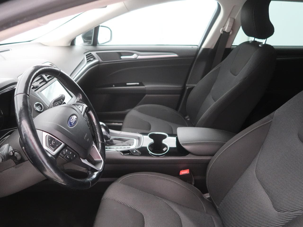 2016 Ford MONDEO - 16