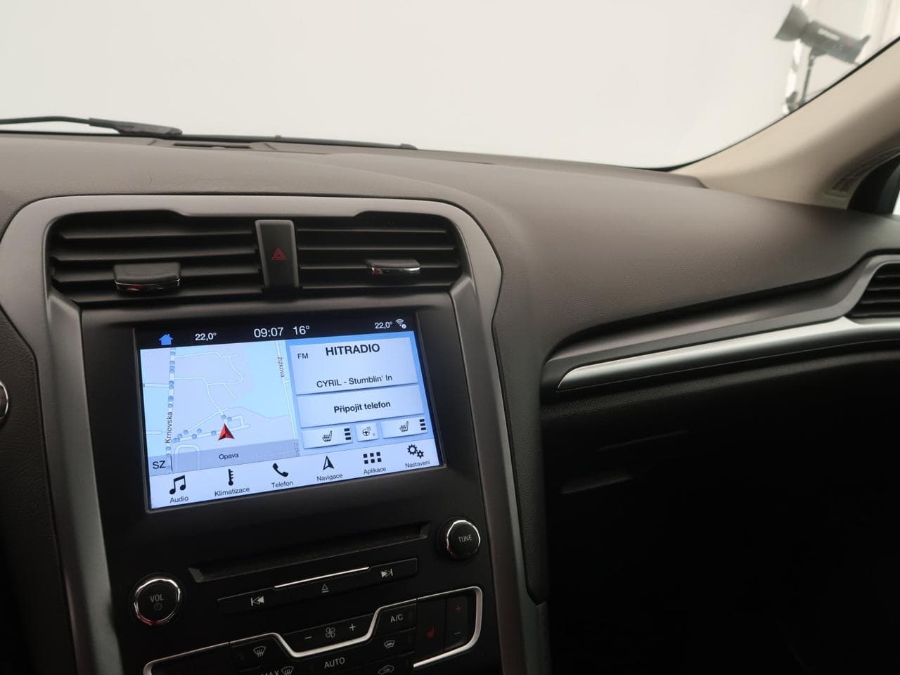2016 Ford MONDEO - 18