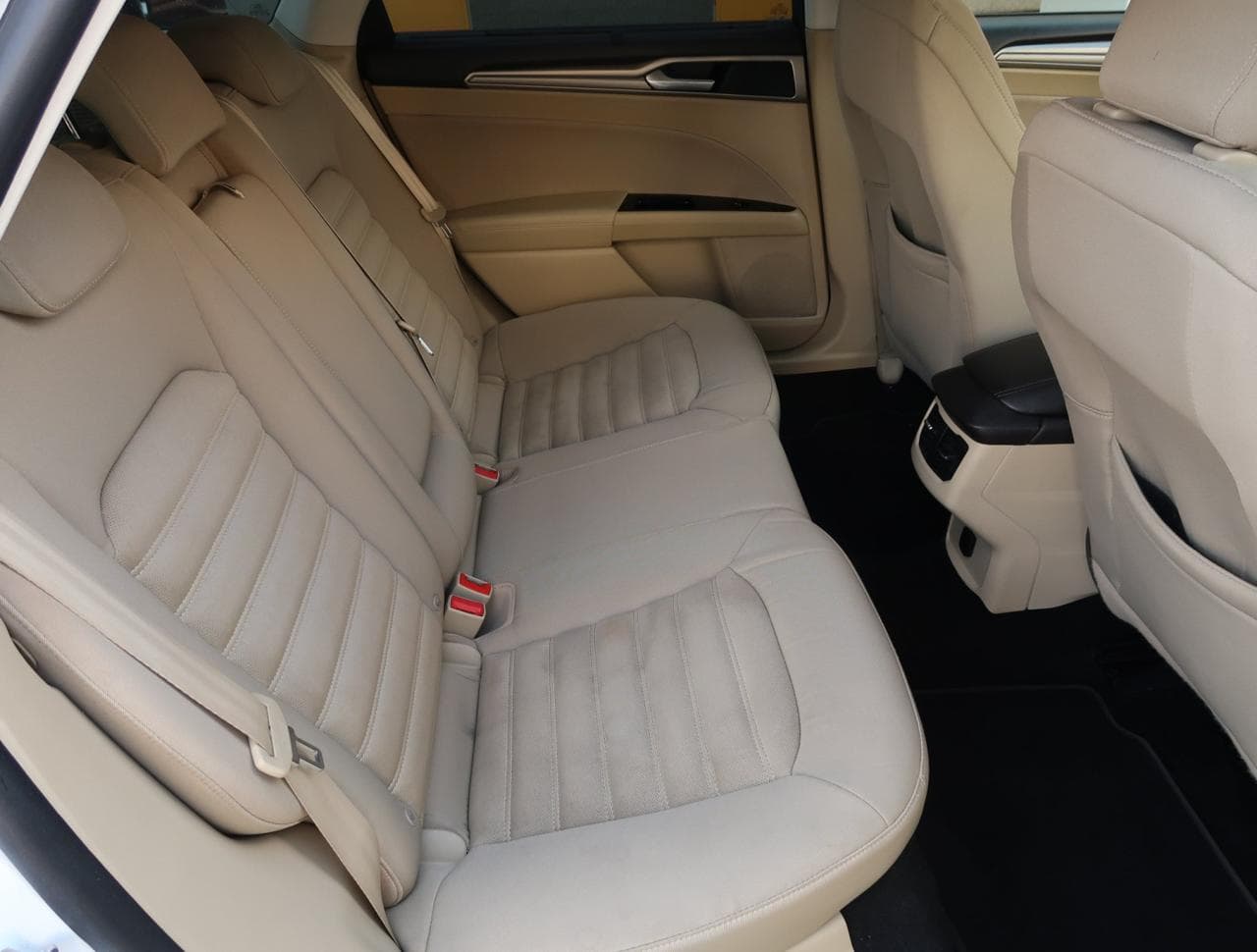 2018 Ford MONDEO - 14