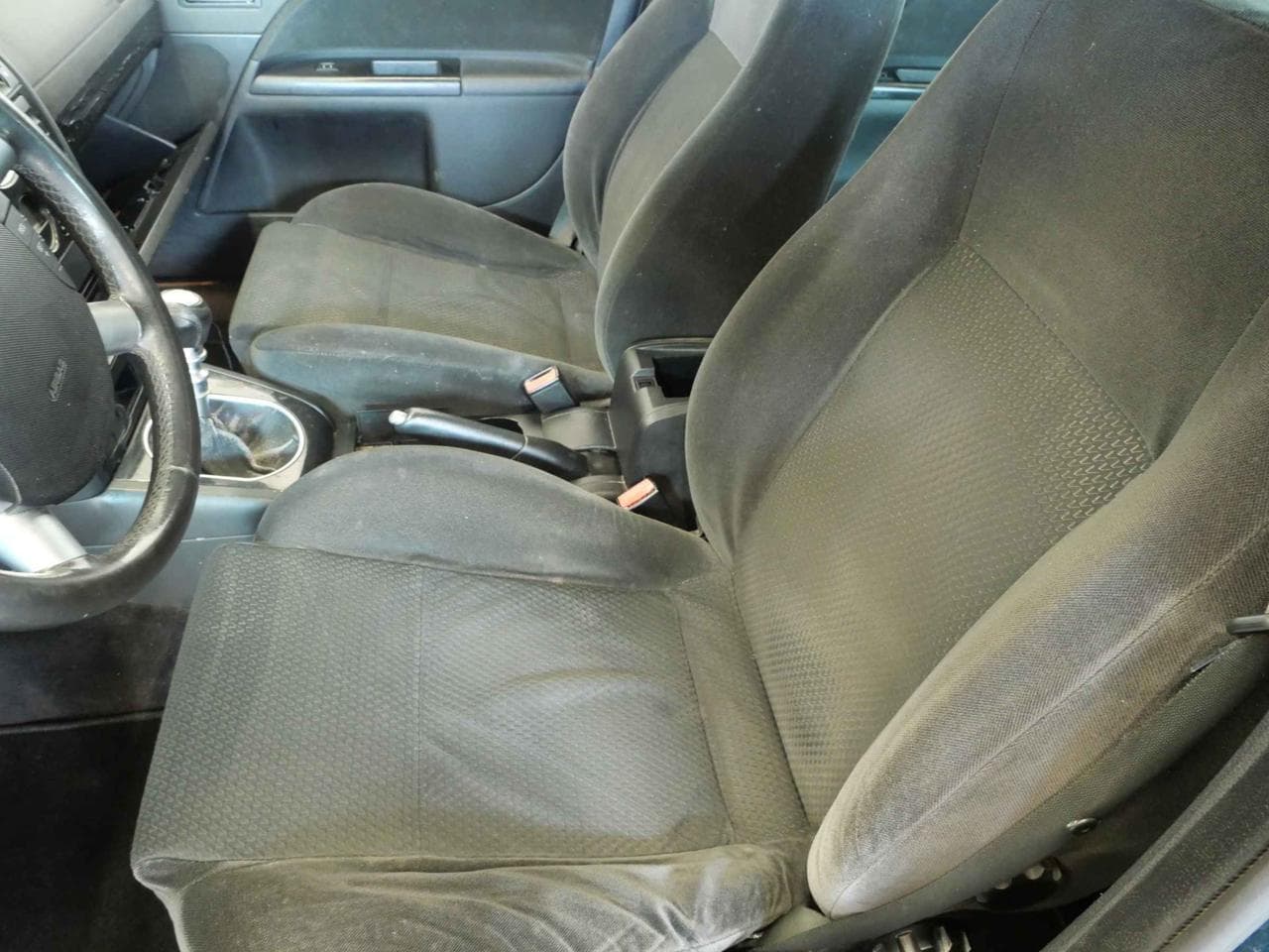2002 Ford MONDEO - 16