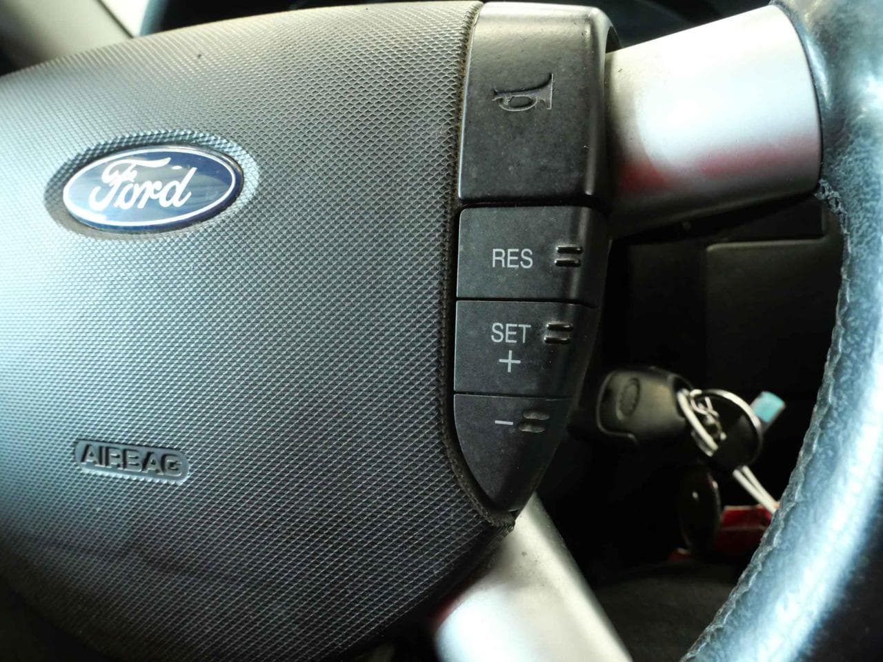 2002 Ford MONDEO - 30