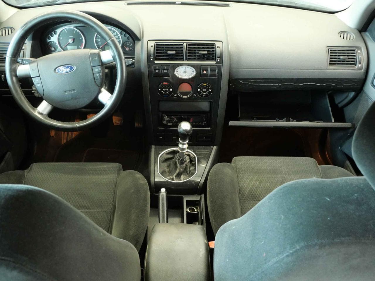 2002 Ford MONDEO - 14