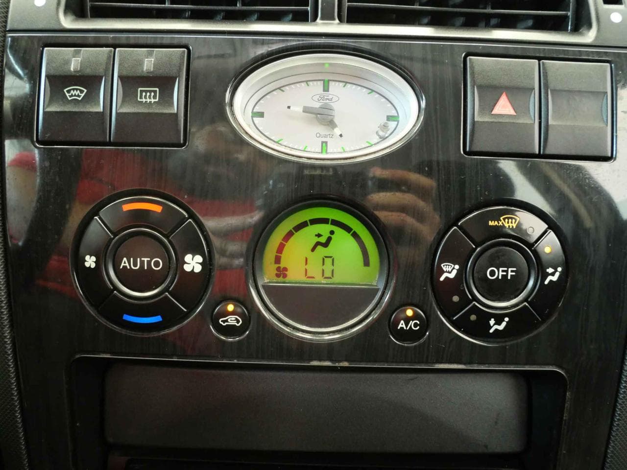 2002 Ford MONDEO - 34