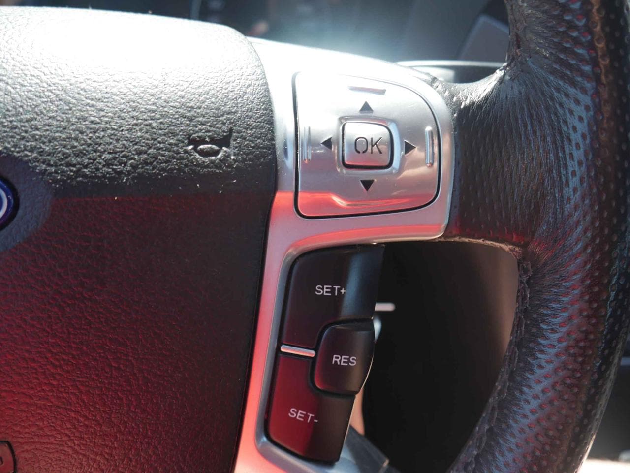 2011 Ford MONDEO - 14