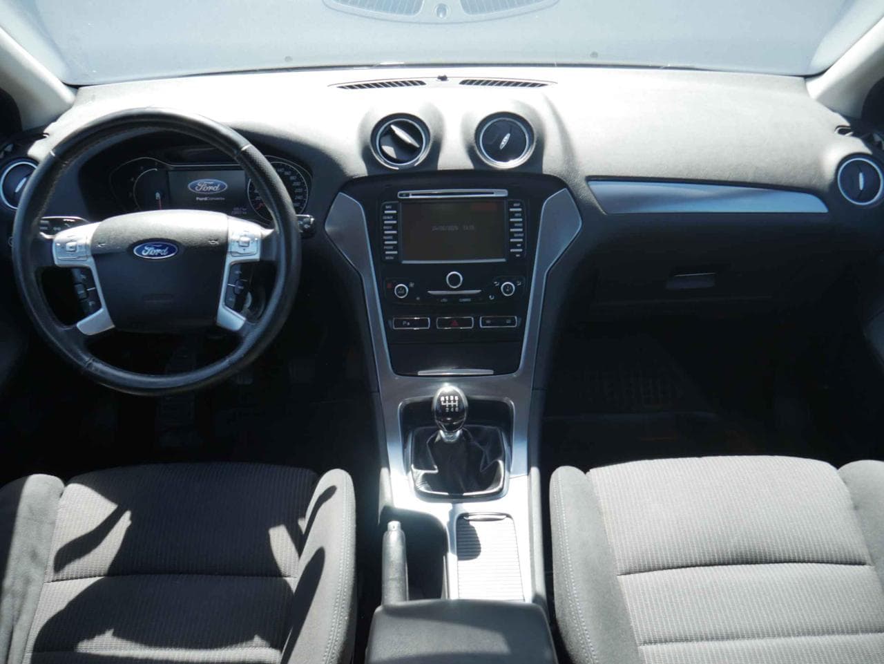 2011 Ford MONDEO - 8