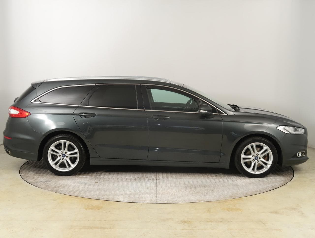 2016 Ford MONDEO - 8