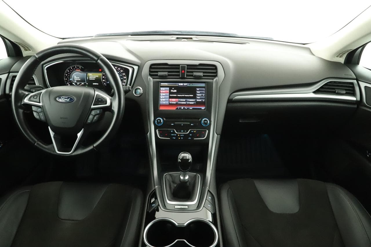2015 Ford MONDEO - 9