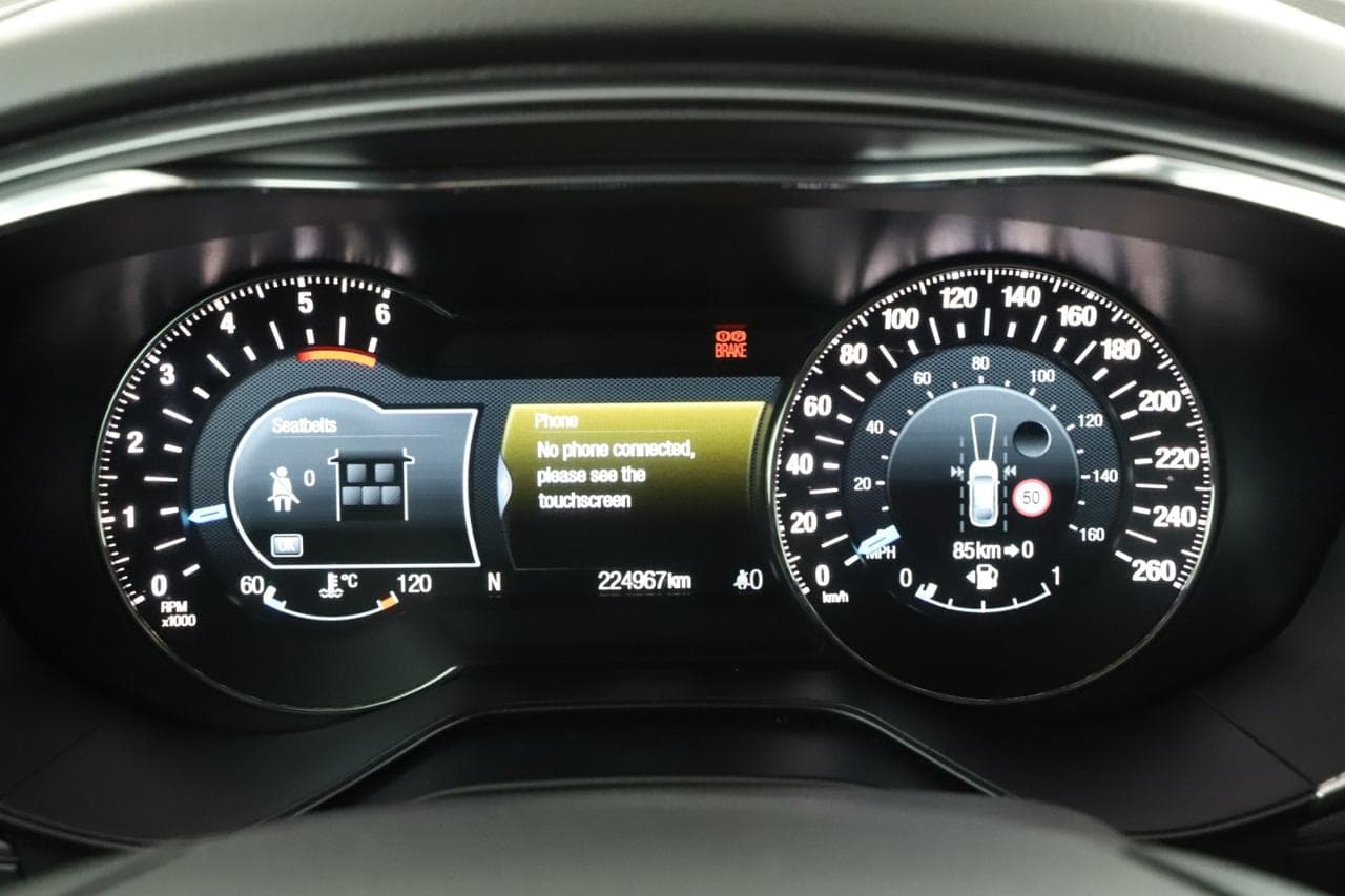 2015 Ford MONDEO - 15