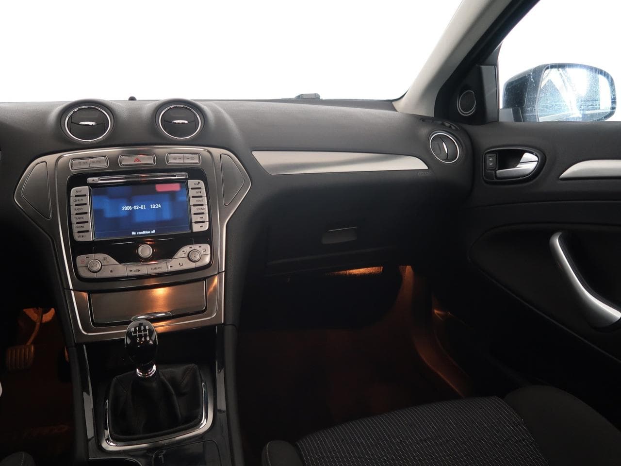 2008 Ford MONDEO - 11