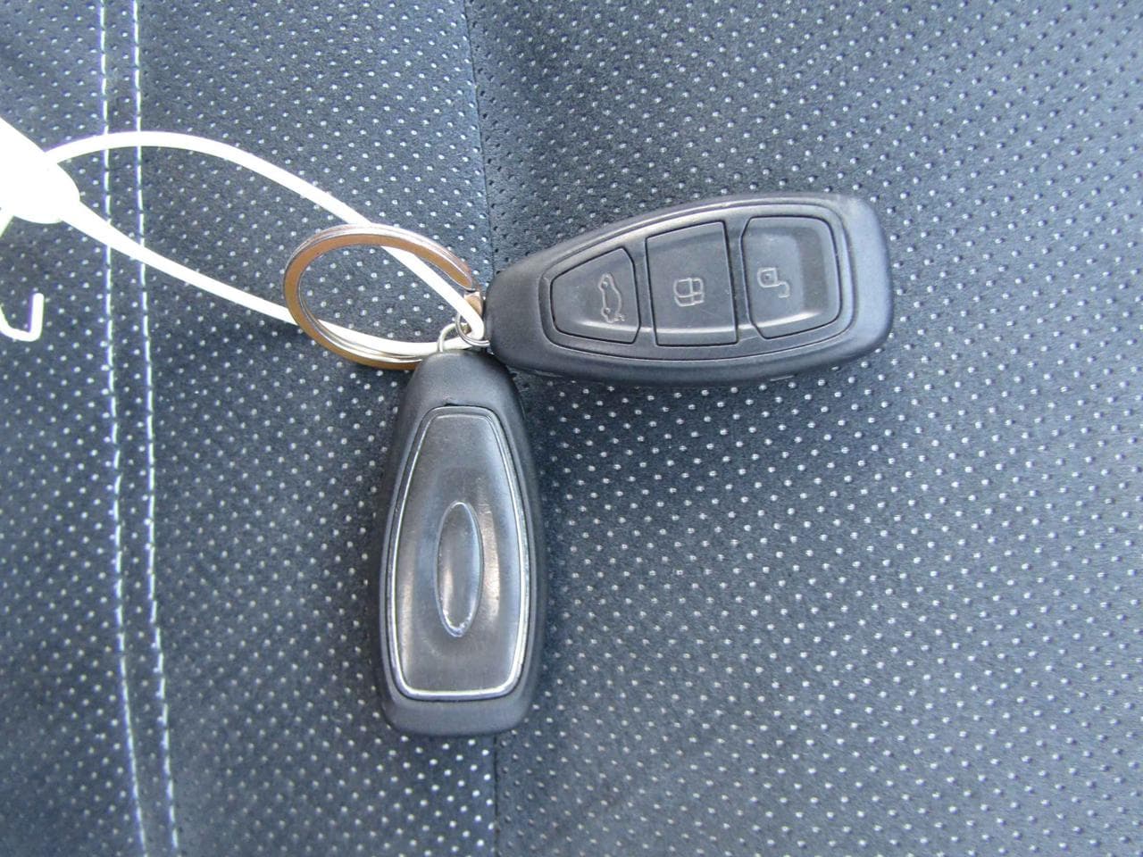 2010 Ford MONDEO - 19