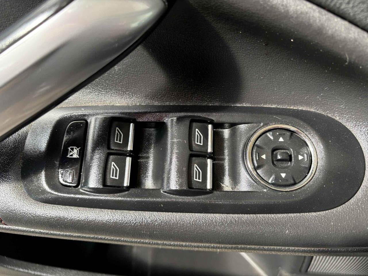 2012 Ford MONDEO - 12